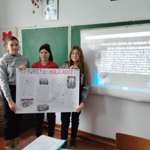 Comemorare a victimelor Holocaustului cu genericul  „Să nu uităm…”